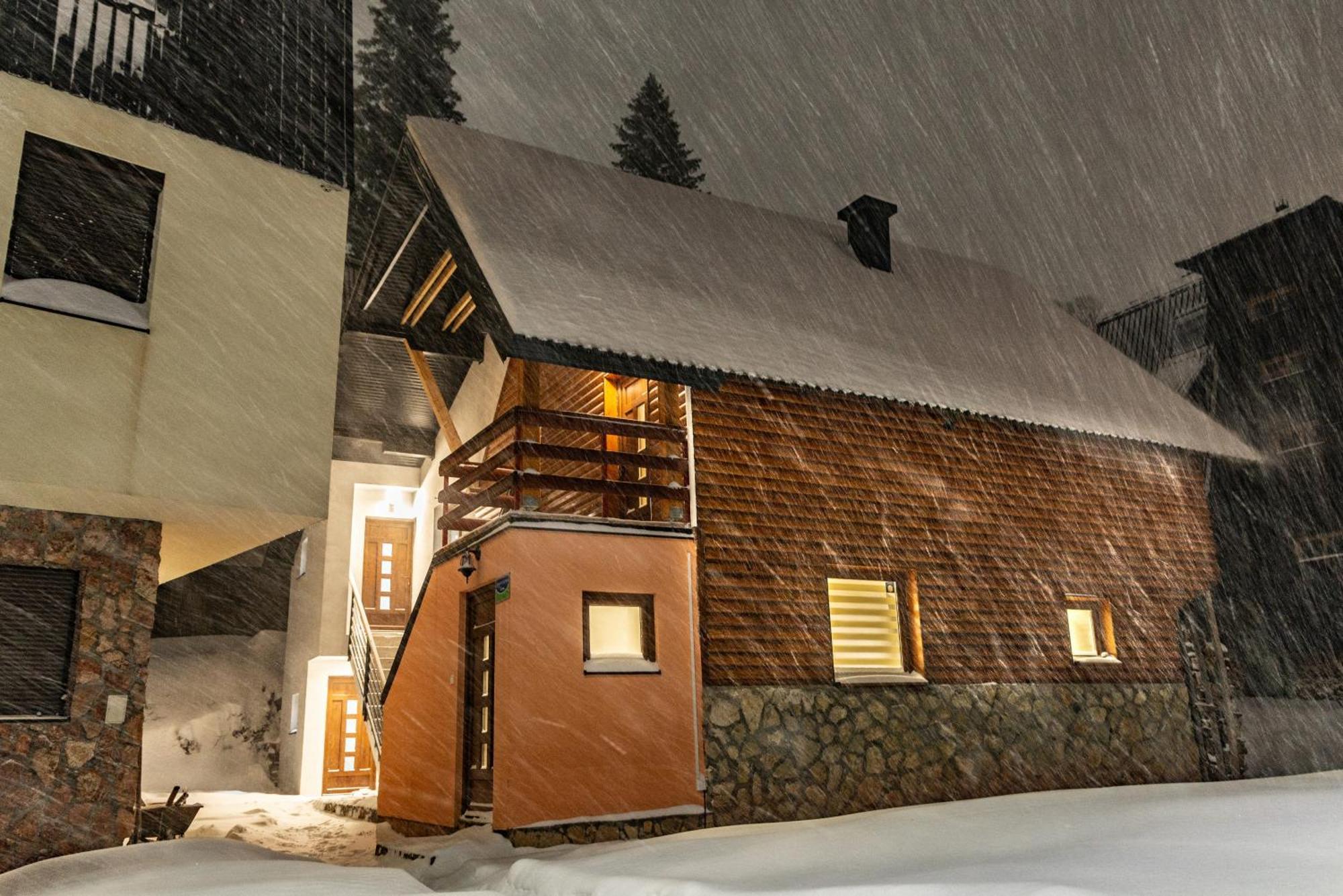 Villa "Strahinja Lux" Jahorina Exteriör bild