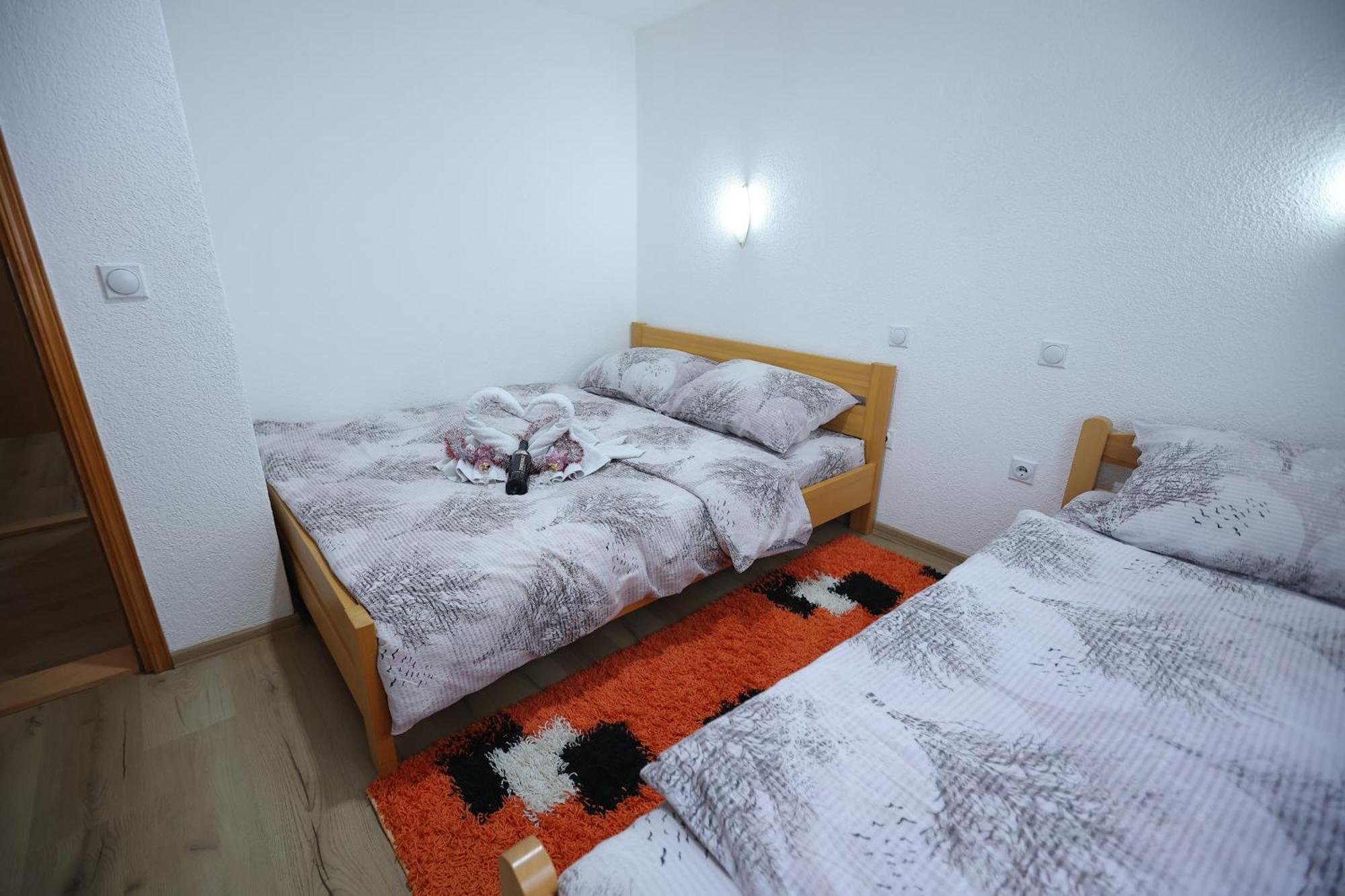 Villa "Strahinja Lux" Jahorina Exteriör bild